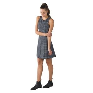 Lululemon Athletica  &go 'Til Dawn Dress Deep Dive White Black  Women’s Size 10